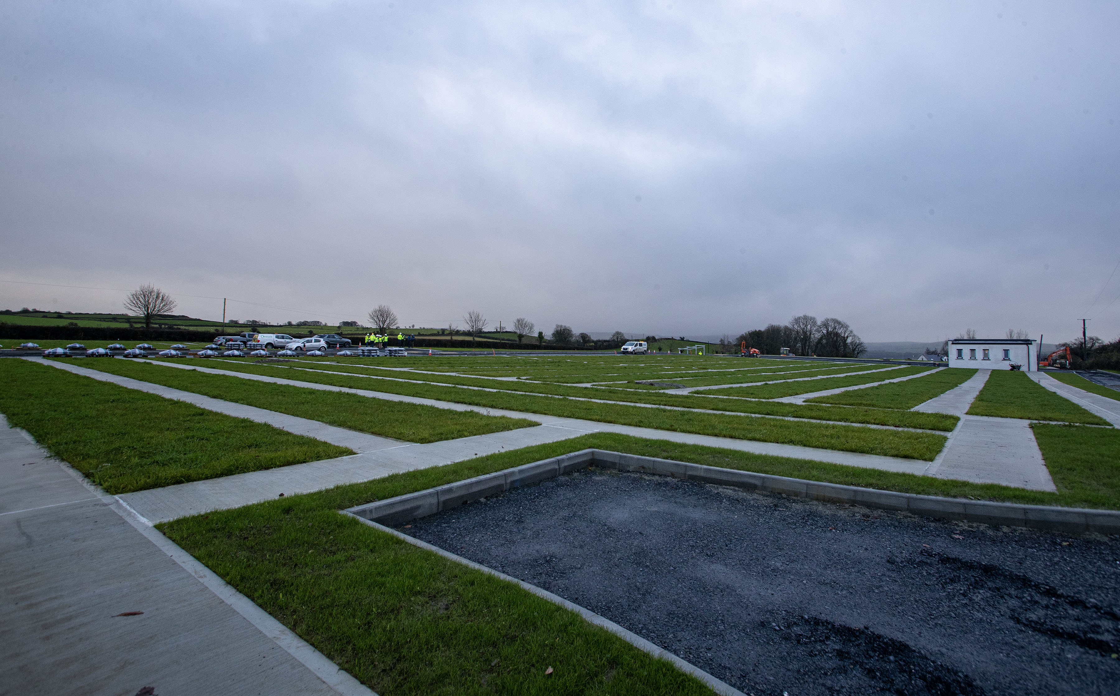 13-11-25-DCSDC-Mullenan-Cemetery-06.jpg 13-11-25-DCSDC-Mullenan-Cemetery-06.jpg
