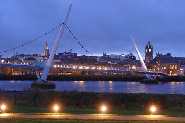 DIRY CITY I STRABANE – projektantka mody Madge z Bloombridge prezentuje swoją kolekcję na One World Festival DIRY CITY I STRABANE – projektantka mody Madge z Bloombridge prezentuje swoją kolekcję na One World Festival